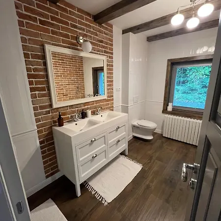 House Right On The Alpinka Golf Course Bankov